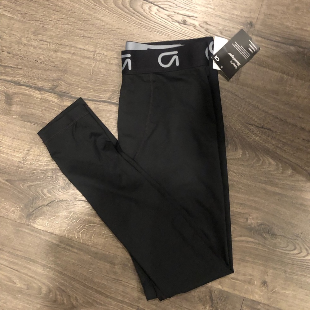 Men’s gap fit base layer tights (Size: M)